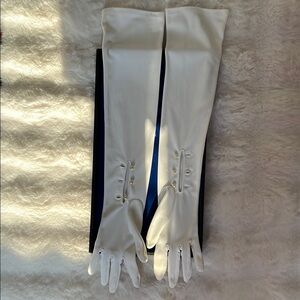 Elegant White Satin Opera Gloves